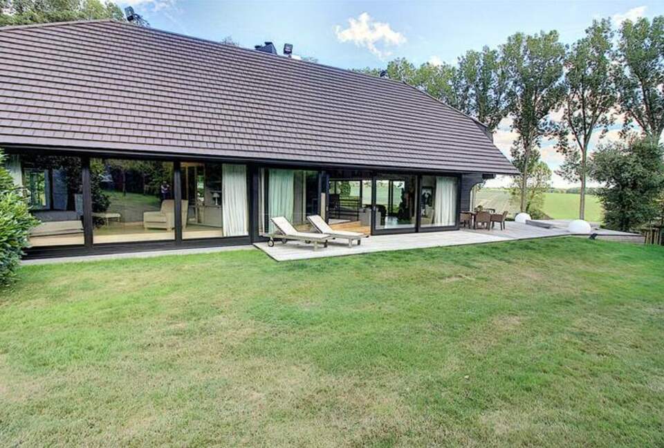 Exclusive design Villa in the outskirts of Brussels - Braine l'Alleud, Belgium