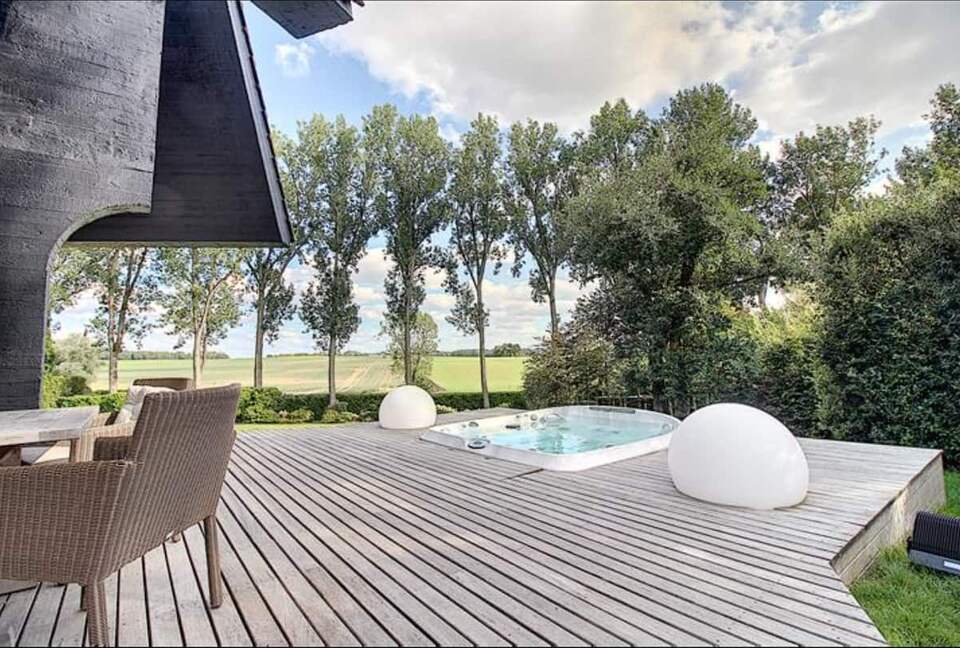 Exclusive design Villa in the outskirts of Brussels - Braine l'Alleud, Belgium