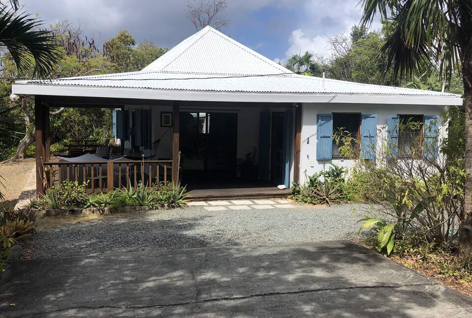 Home Exchange in St. John, USVI driveway and home entry