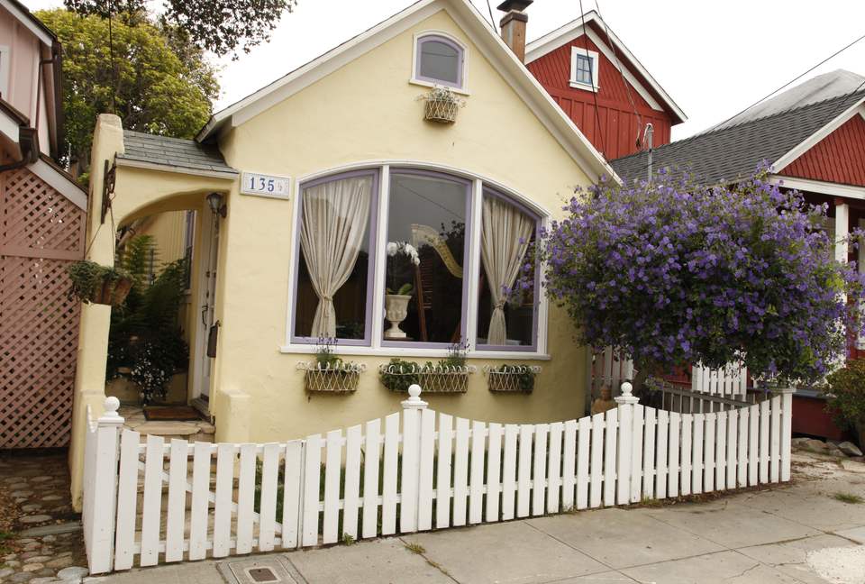 Storybook Cottage at Lover's Point - Pacific Grove, California