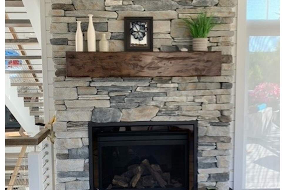 Stunning Newfoundland Seaside Retreat - Conception Bay South, Canada