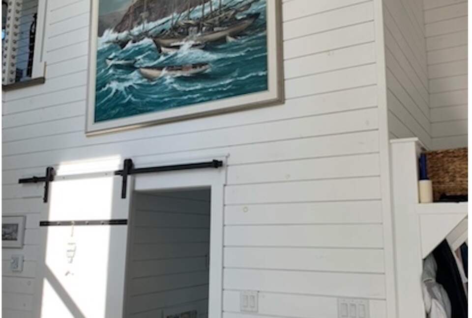 Stunning Newfoundland Seaside Retreat - Conception Bay South, Canada