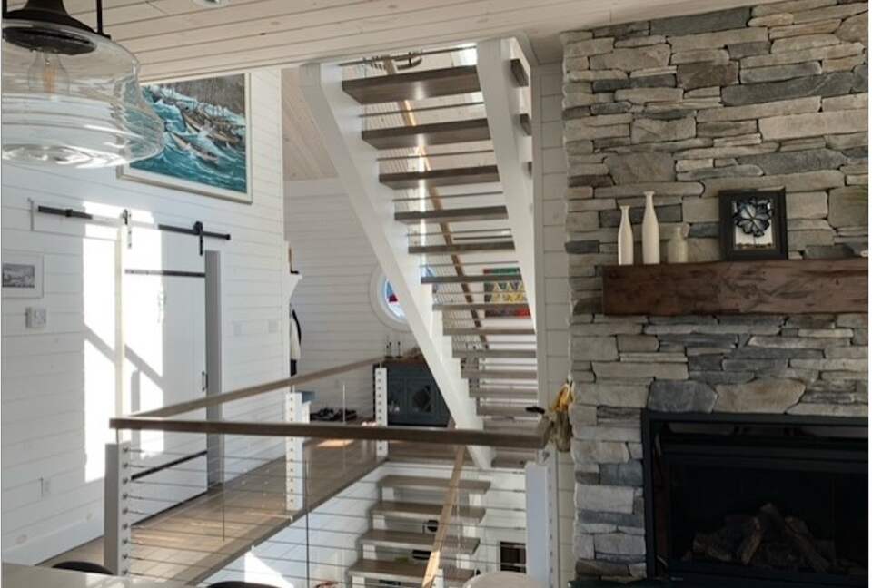 Stunning Newfoundland Seaside Retreat - Conception Bay South, Canada