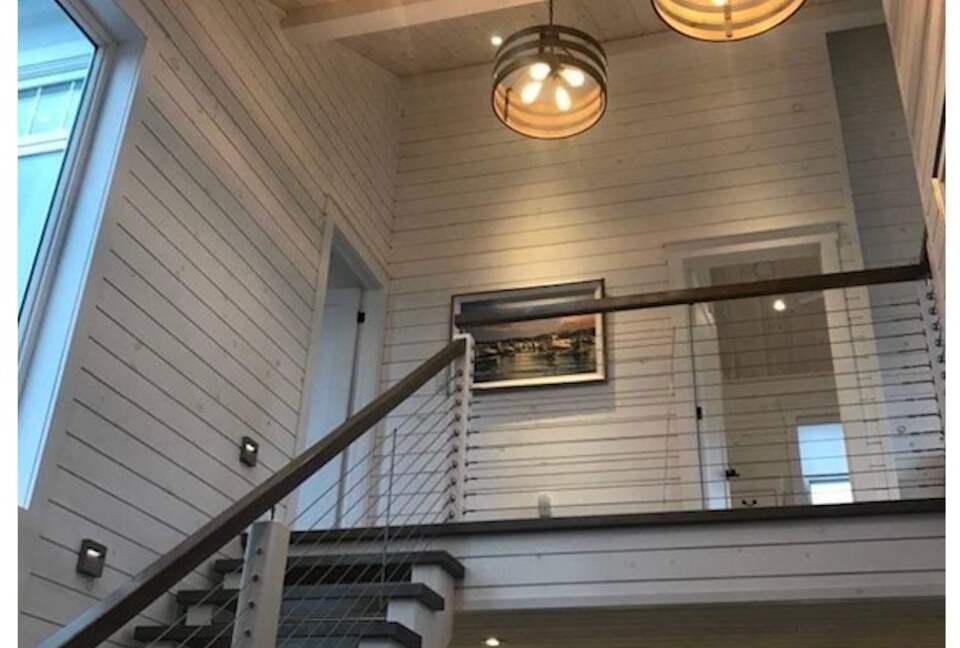 Stunning Newfoundland Seaside Retreat - Conception Bay South, Canada