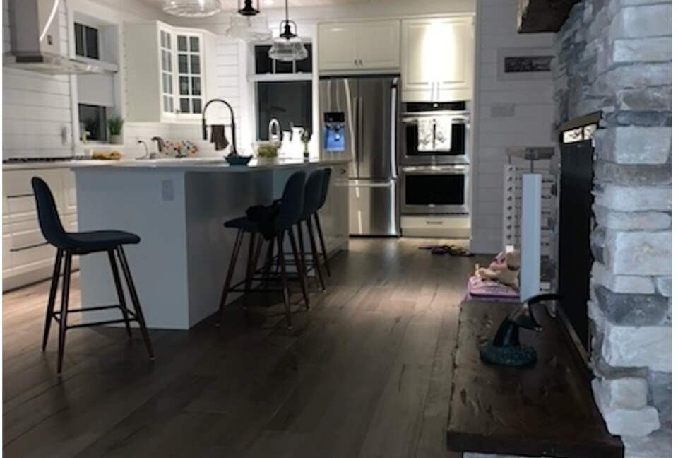 Stunning Newfoundland Seaside Retreat - Conception Bay South, Canada