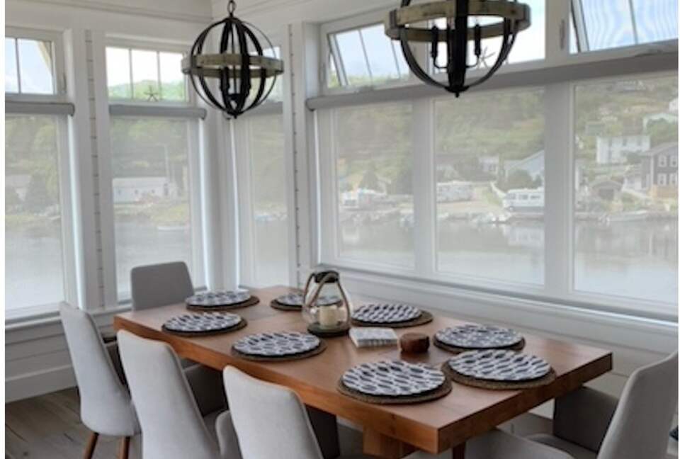 Stunning Newfoundland Seaside Retreat - Conception Bay South, Canada