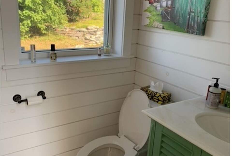 Stunning Newfoundland Seaside Retreat - Conception Bay South, Canada