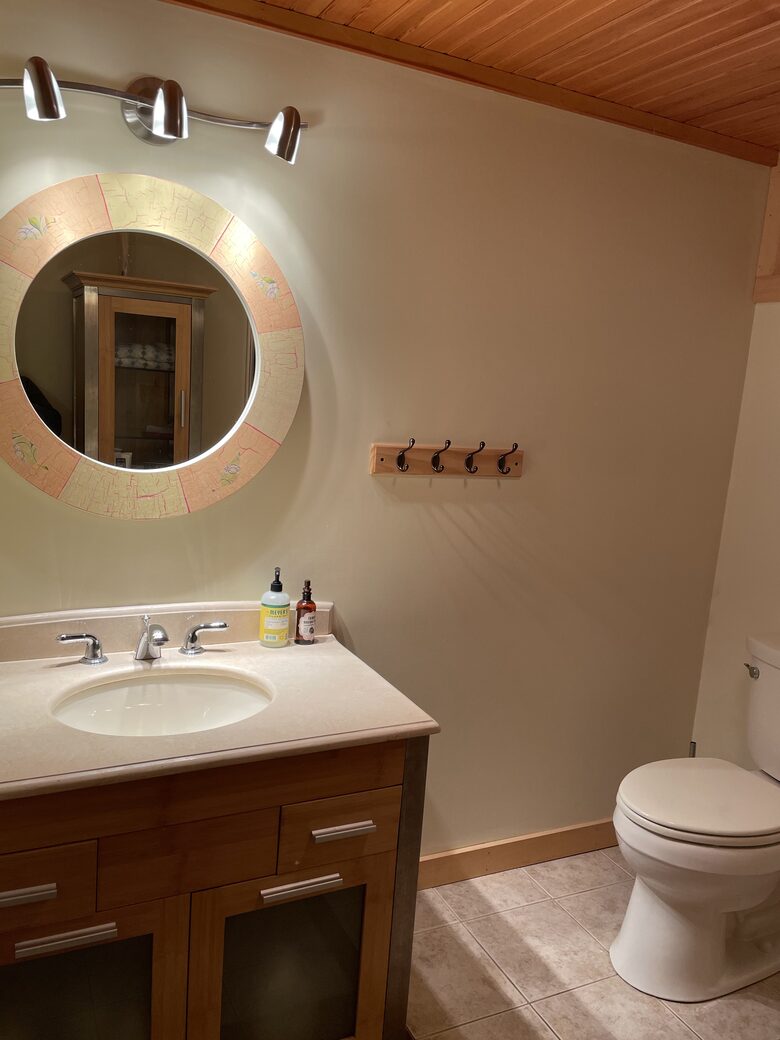 The Lakehouse - New Hampton, New Hampshire