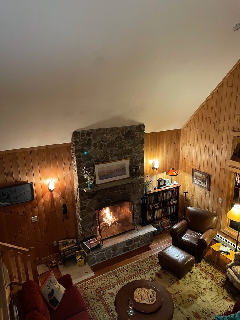 The Lakehouse - New Hampton, New Hampshire