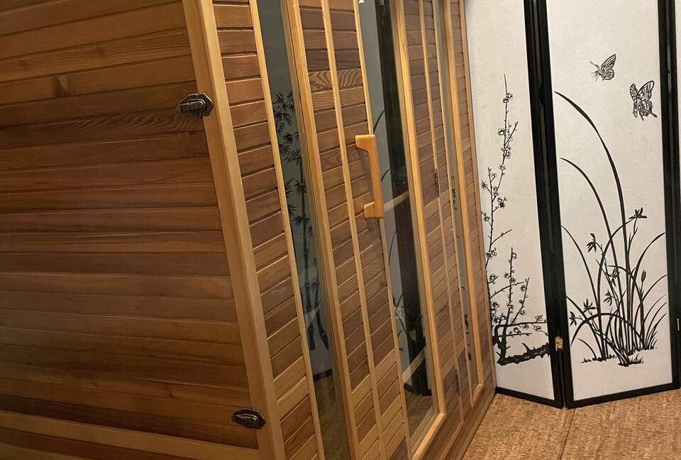 The Lakehouse - New Hampton, New Hampshire