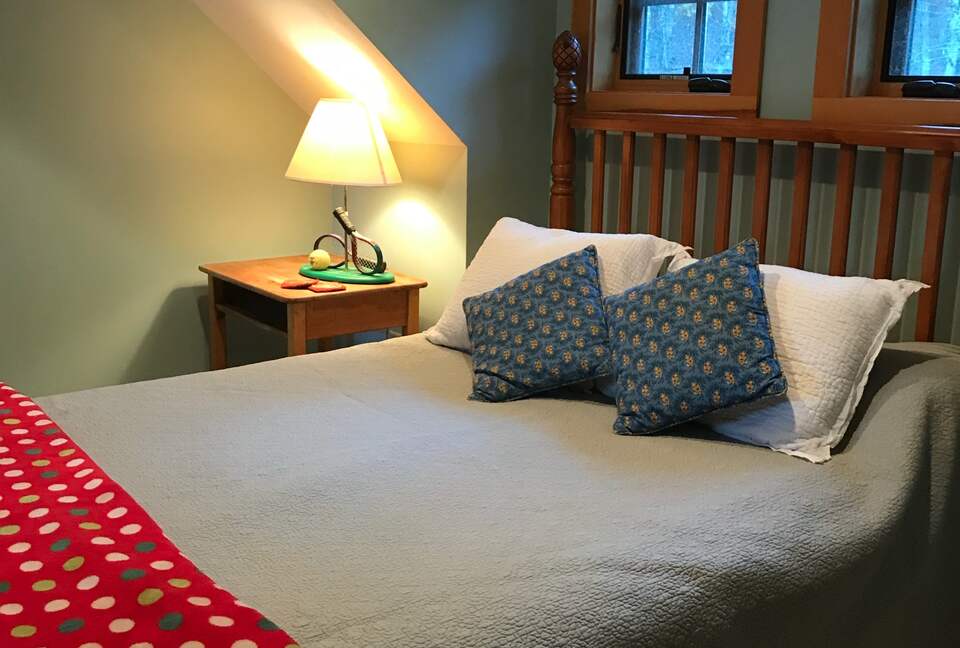 The Lakehouse - New Hampton, New Hampshire