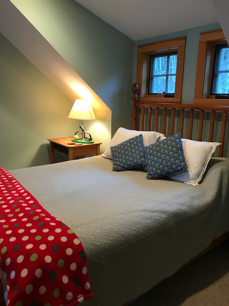 The Lakehouse - New Hampton, New Hampshire