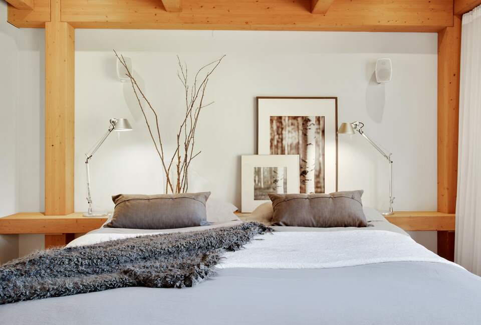 Lakefront Designer Home - St-Donat, Canada