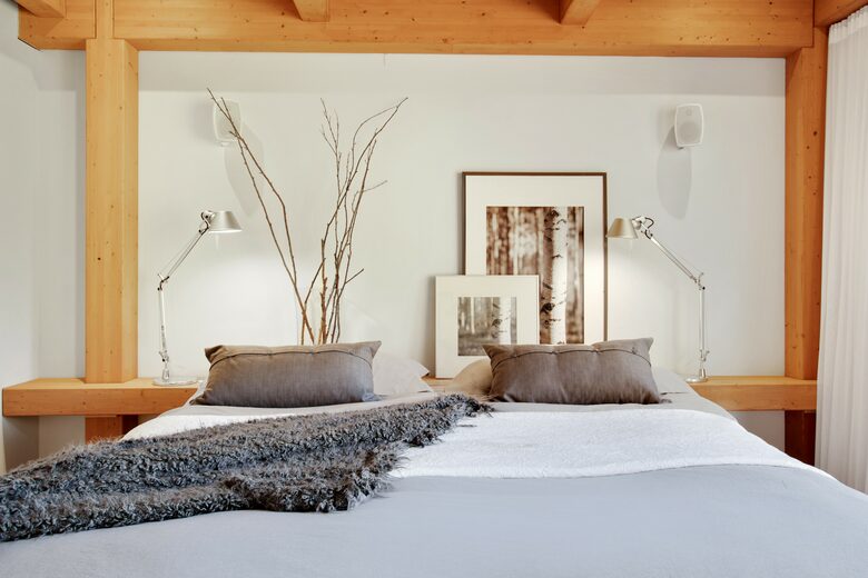 Lakefront Designer Home - St-Donat, Canada