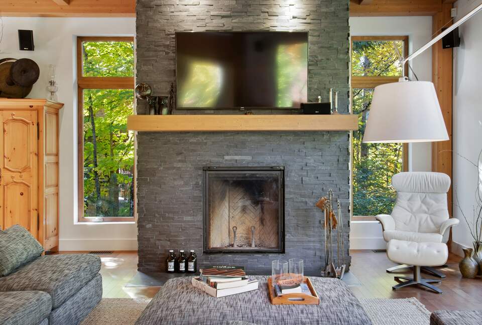 Lakefront Designer Home - St-Donat, Canada