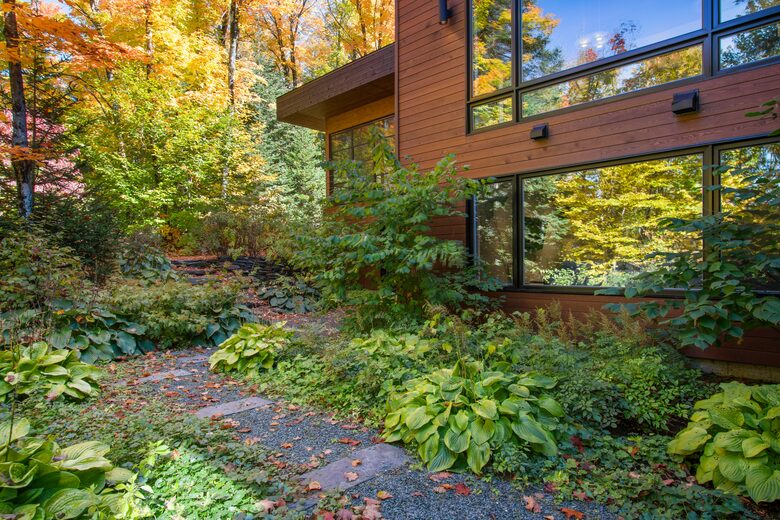Lakefront Designer Home - St-Donat, Canada