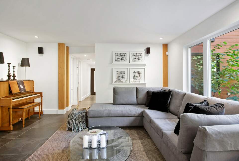 Lakefront Designer Home - St-Donat, Canada