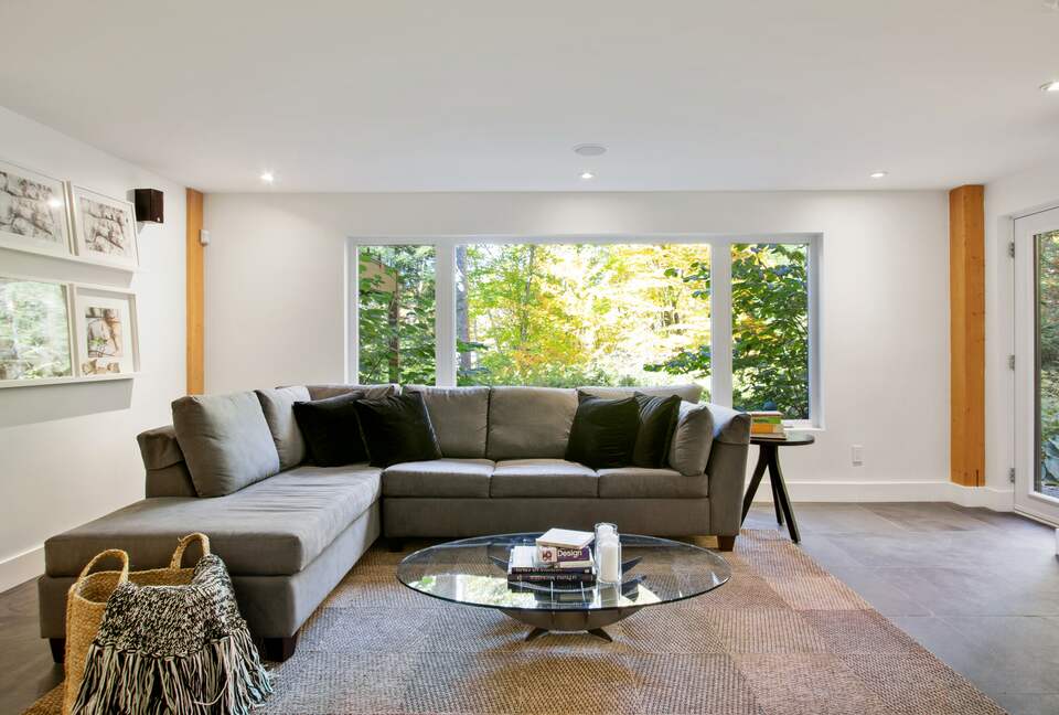 Lakefront Designer Home - St-Donat, Canada