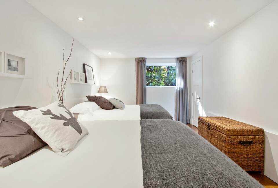 Lakefront Designer Home - St-Donat, Canada