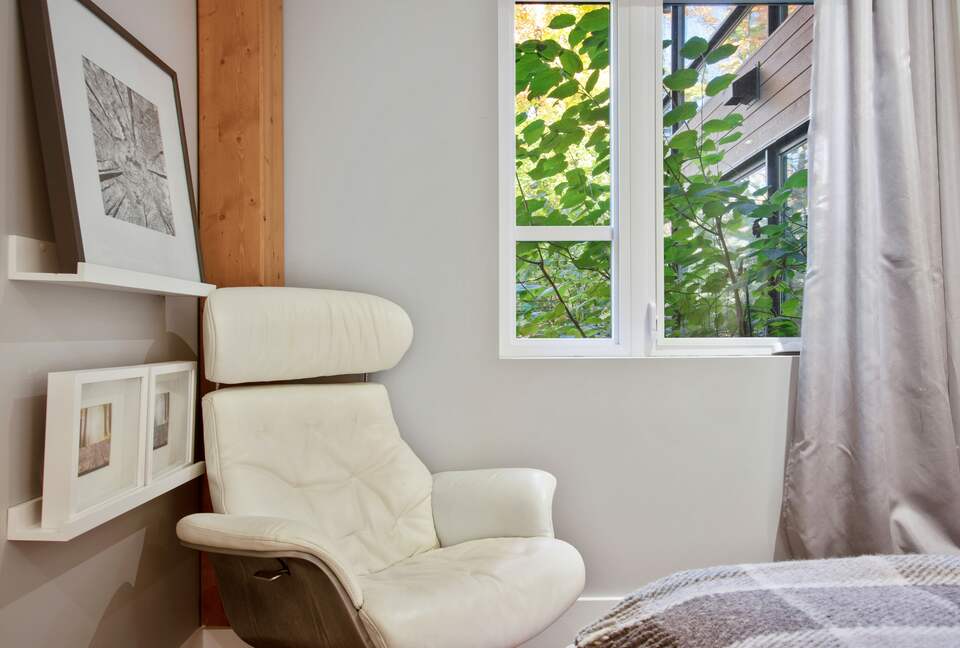 Lakefront Designer Home - St-Donat, Canada