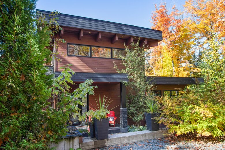 Lakefront Designer Home - St-Donat, Canada