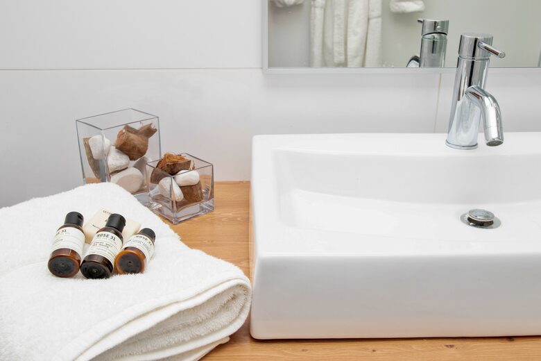 Lakefront Designer Home - St-Donat, Canada