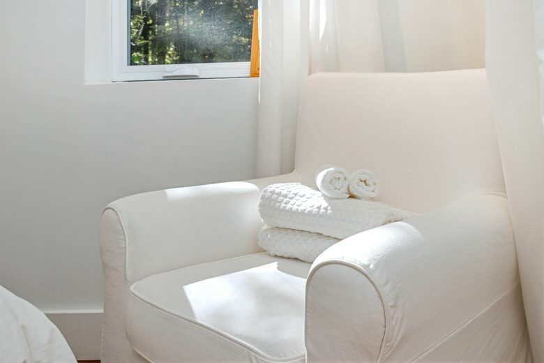 Lakefront Designer Home - St-Donat, Canada