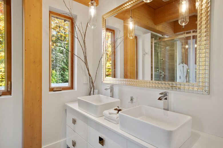 Lakefront Designer Home - St-Donat, Canada