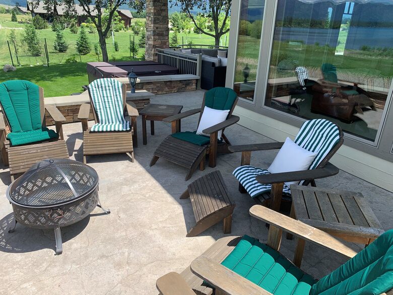 Home Exchange in Polson, Montana fire-pit with lounge seating