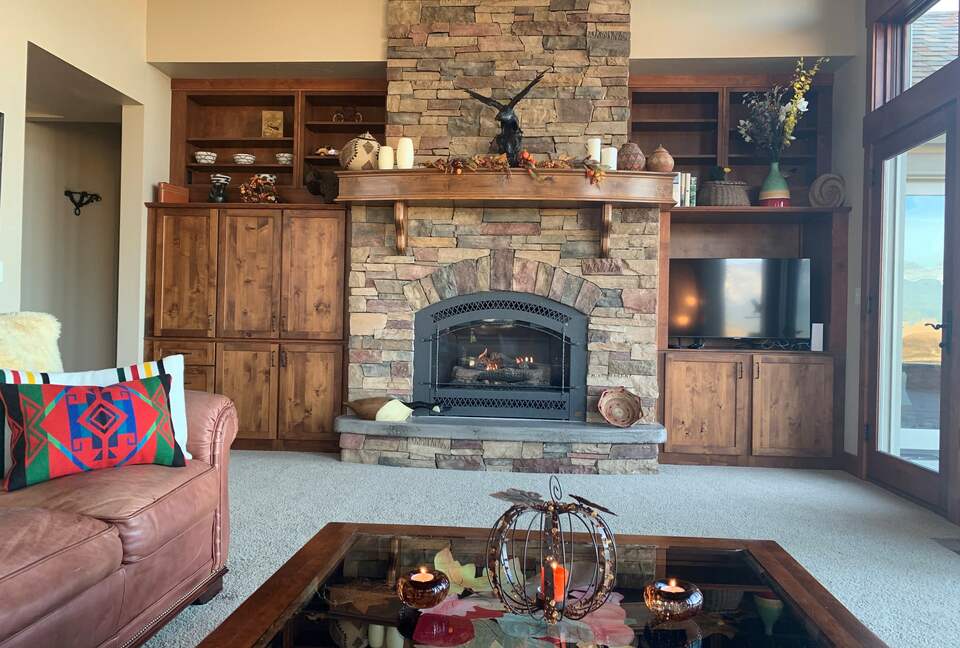 Home Exchange in Polson, Montana fireplace