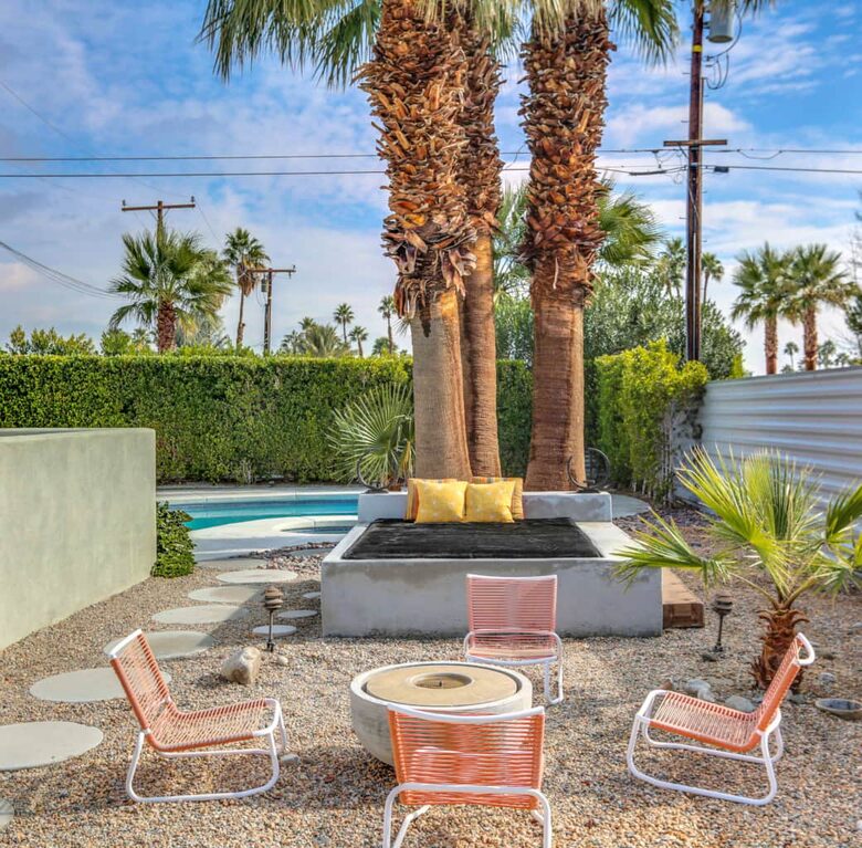 Home Exchange in Palm Springs, CA, outdoor lounge