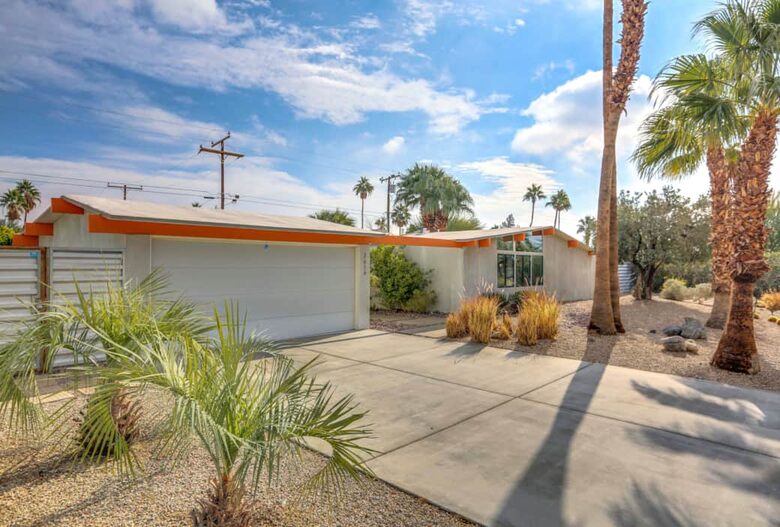 Home Exchange in Palm Springs, CA, 70s vibe holiday home
