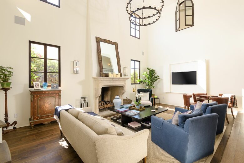 Home Exchange in Santa Monica, CA, open concept family room