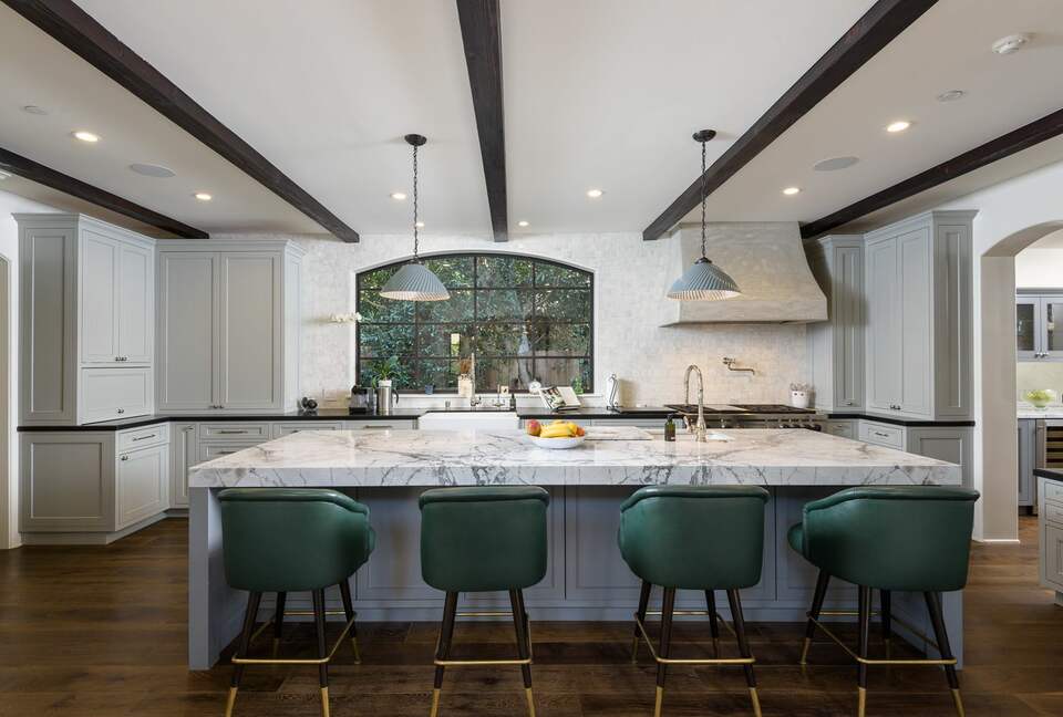Home Exchange in Santa Monica, CA, kitchen island stools