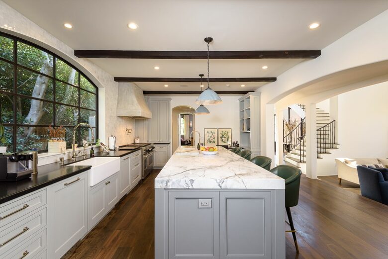 Home Exchange in Santa Monica, CA, gourmet kitchen