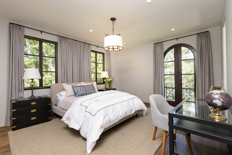 Home Exchange in Santa Monica, CA, first guest bedroom