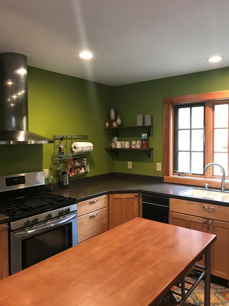 The Lakehouse - New Hampton, New Hampshire