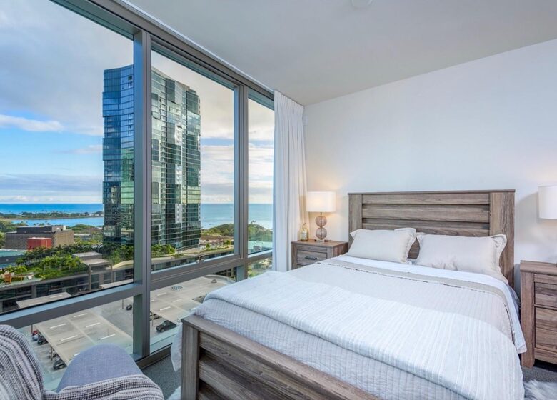 Heart of Kaka'ako Luxury Apartment - Honolulu, Hawaii