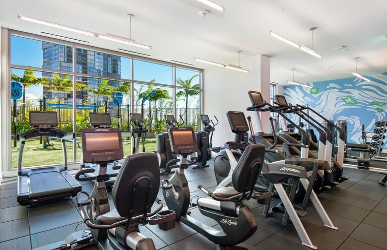 Heart of Kaka'ako Luxury Apartment - Honolulu, Hawaii