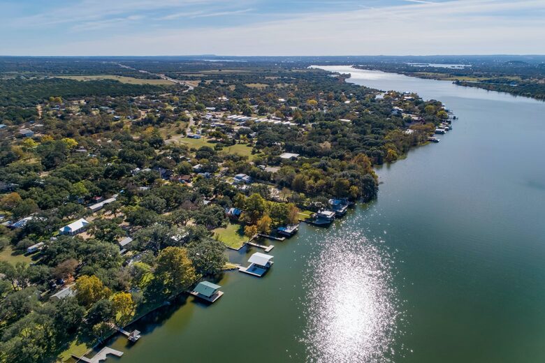 Lakefront Designer's Home on Lake LBJ - Kingsland, Texas