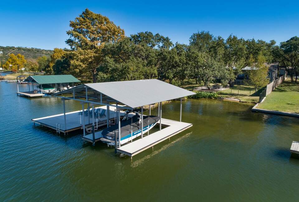 Lakefront Designer's Home on Lake LBJ - Kingsland, Texas