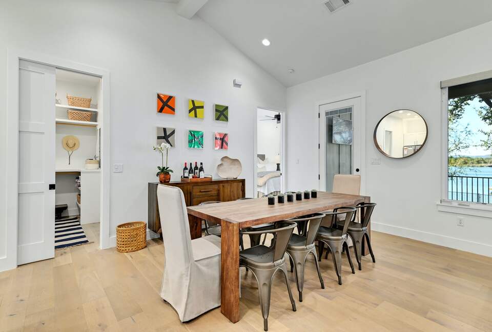 Lakefront Designer's Home on Lake LBJ - Kingsland, Texas