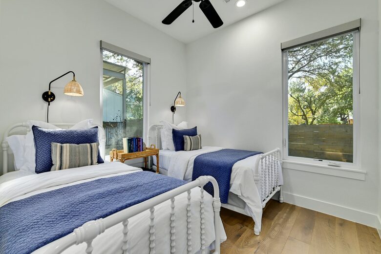 Lakefront Designer's Home on Lake LBJ - Kingsland, Texas