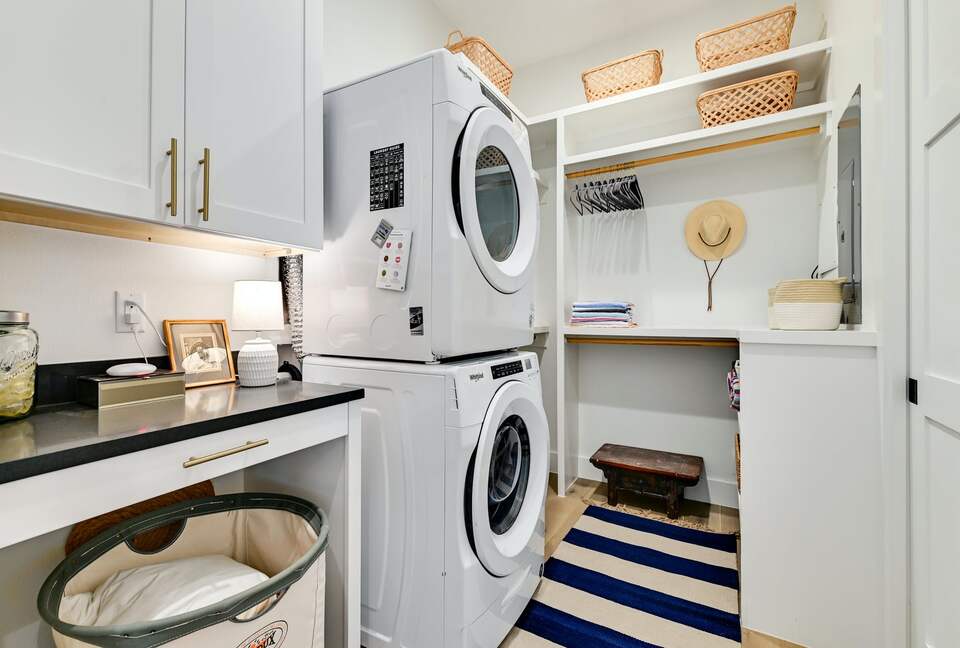 Lakefront Designer's Home on Lake LBJ - Kingsland, Texas