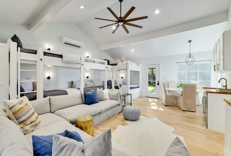 Lakefront Designer's Home on Lake LBJ - Kingsland, Texas