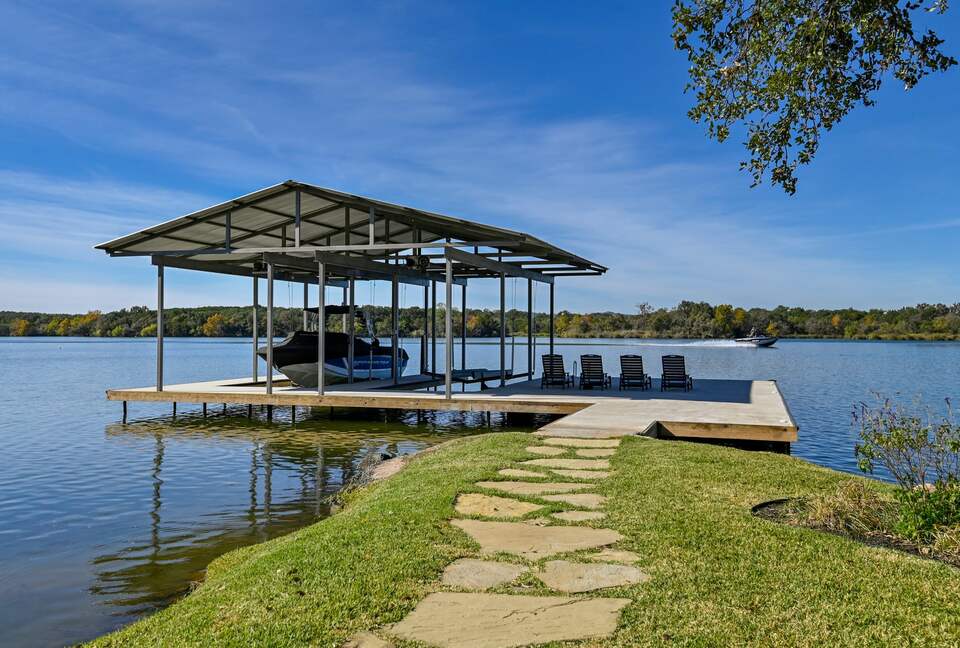 Lakefront Designer's Home on Lake LBJ - Kingsland, Texas