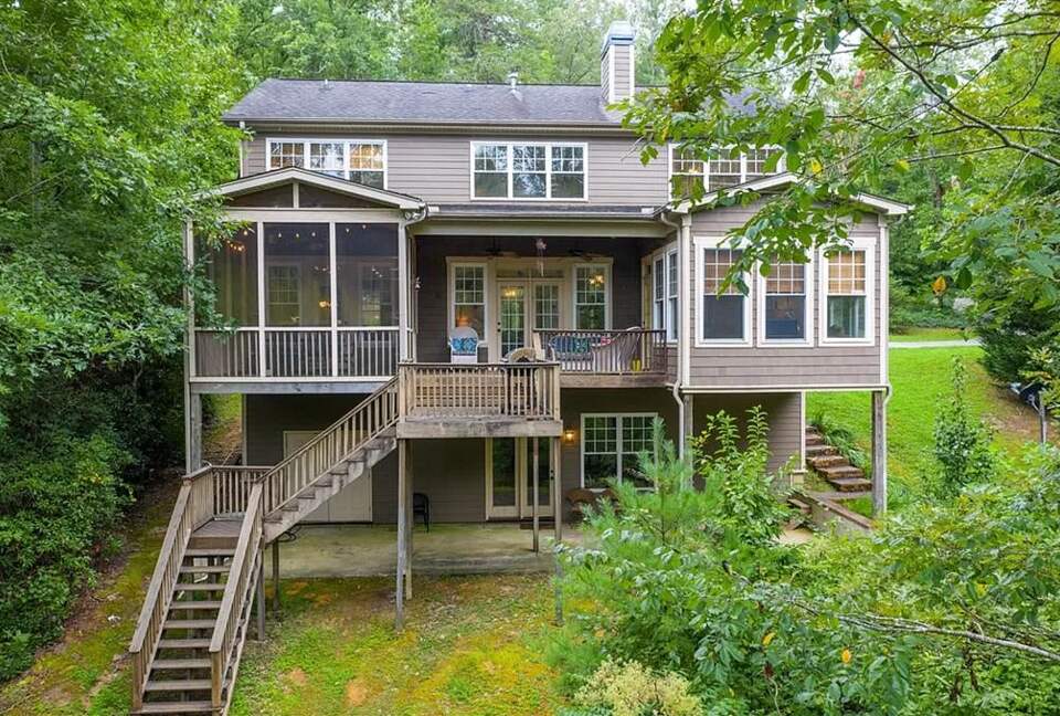 Lake Keowee Getaway - Salem, South Carolina