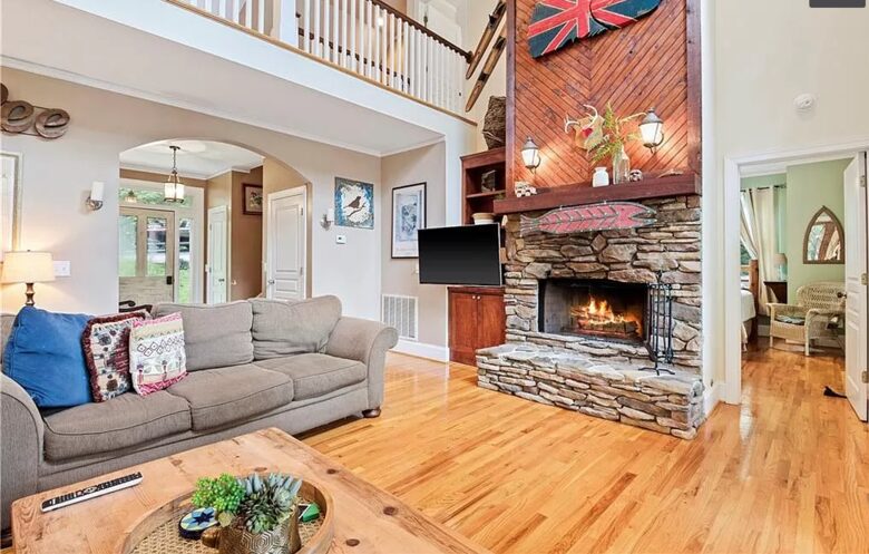 Lake Keowee Getaway - Salem, South Carolina