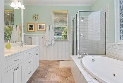 Lake Keowee Getaway - Salem, South Carolina