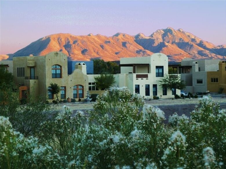 Santa Rita Mountainside Lookout - Tubac, Arizona